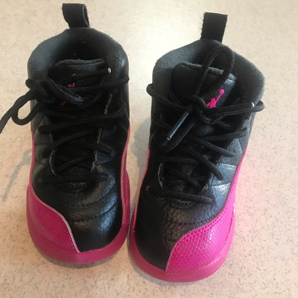 Jordan 12 Retro